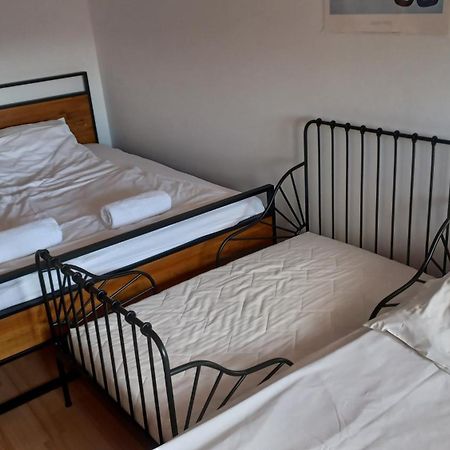 Bobrovia Apartment Warschau Buitenkant foto
