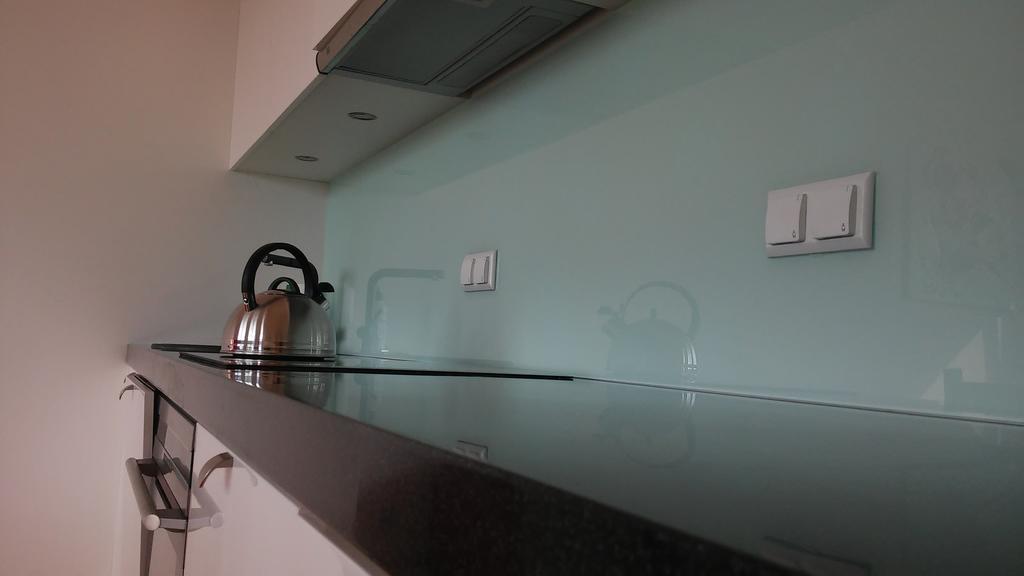 Bobrovia Apartment Warschau Kamer foto